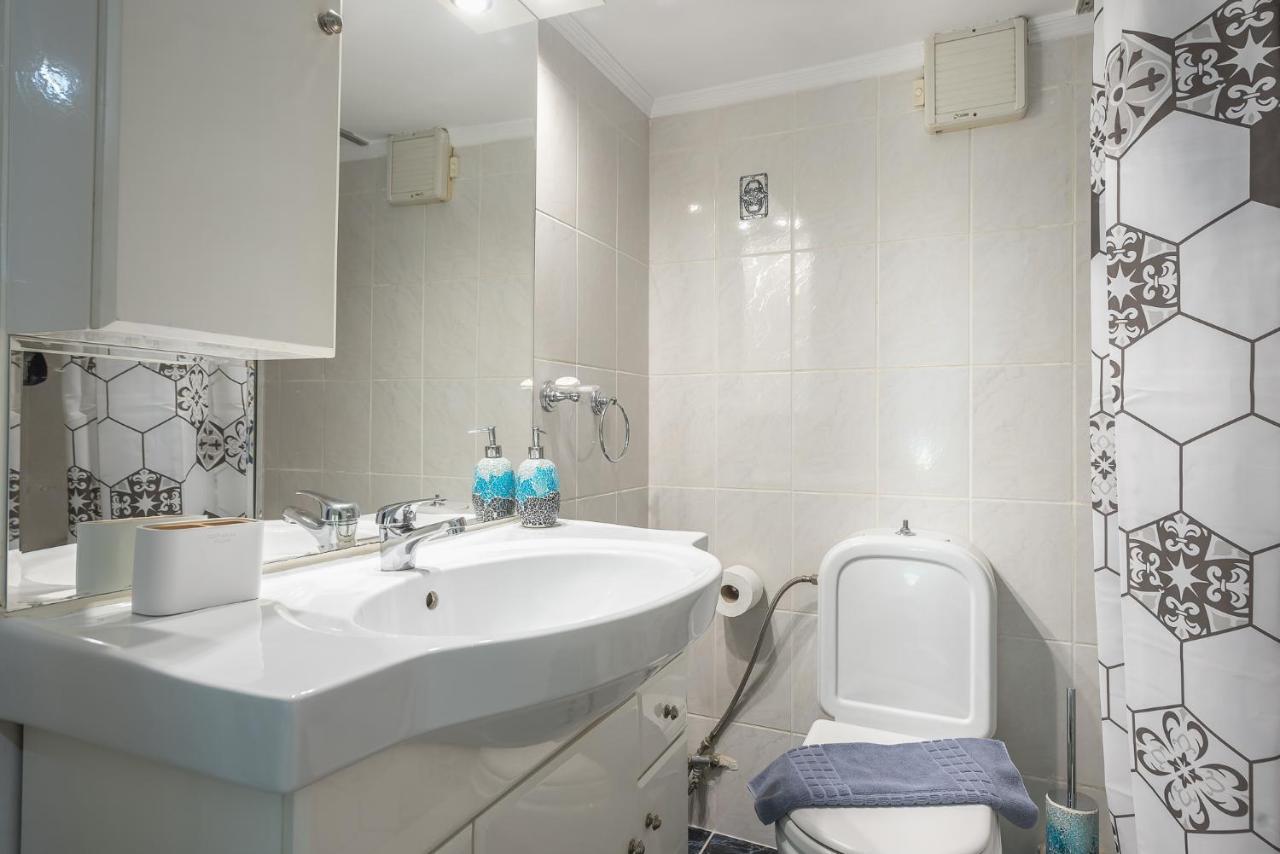 Boutique Acropolis Apartment By Cloudkeys - Just 5 Minutes Walk To Acropolis Museum เอเธนส์ ภายนอก รูปภาพ